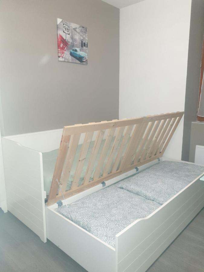 Studio Meuble Au Rdc , Proche Lac Aix-les-Bains Bagian luar foto